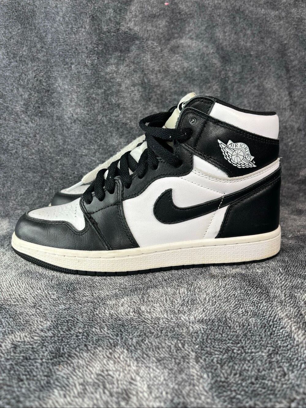 Air Jordan 1 Retro High OG Black White 2014 GS 5.5Y Women 7 555088-010